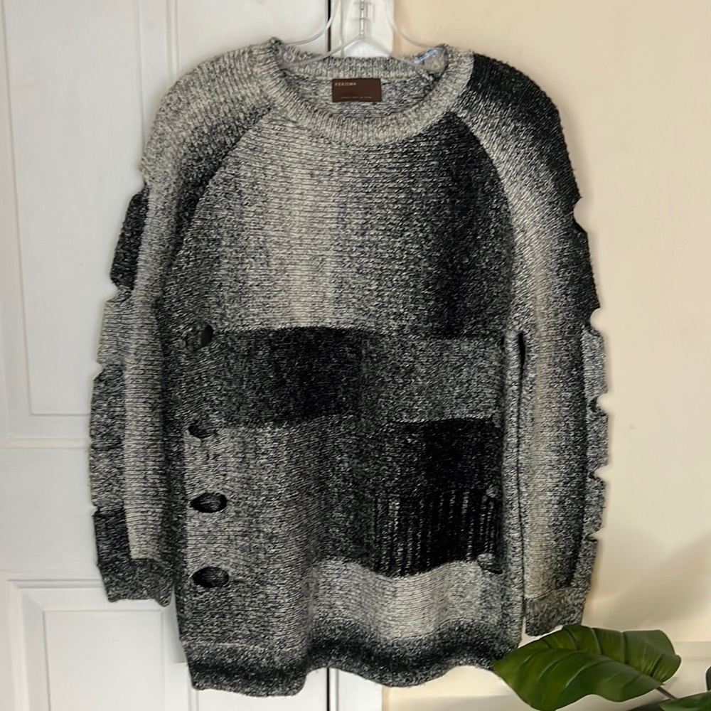Kerisma Pull Over Gray Sweater Size M/L